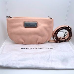 Marc by Marc Jacobs. Small Crossbody. Excellent Condition.